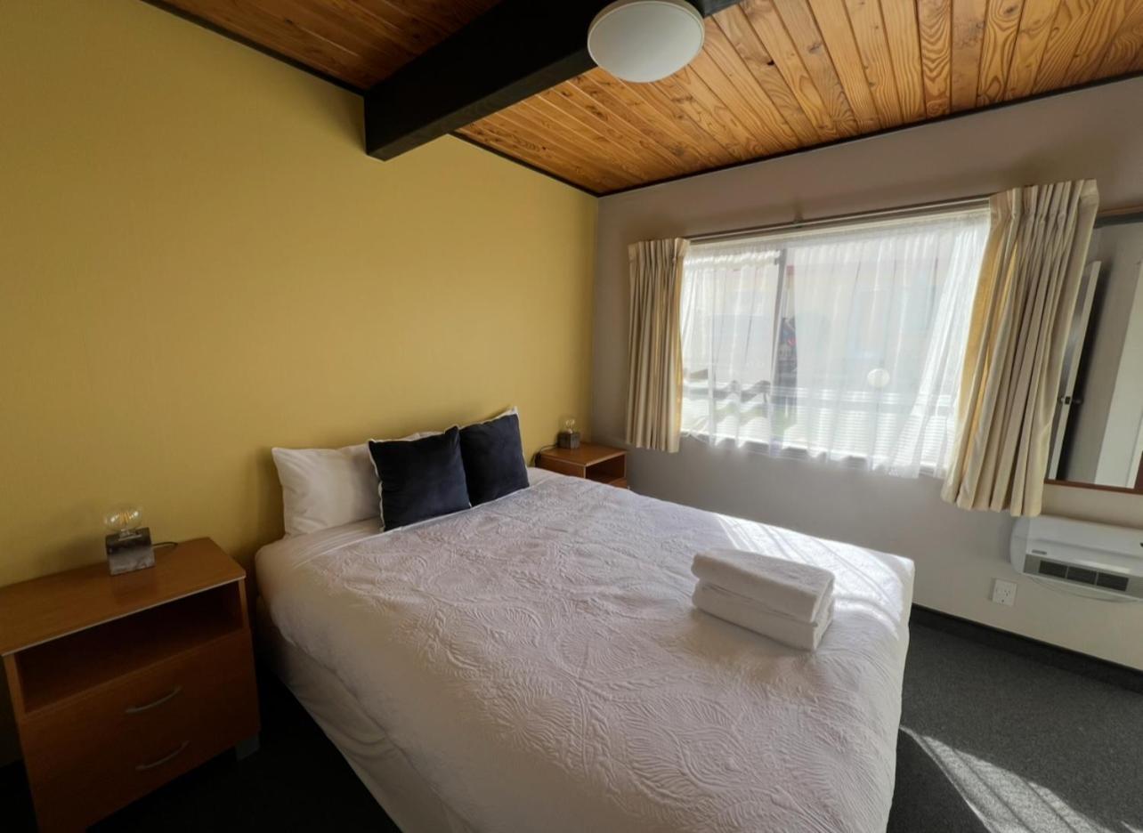 Mountain View Motel Taupo Exterior photo