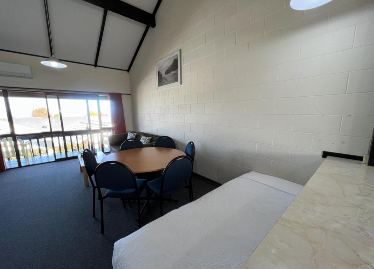 Mountain View Motel Taupo Exterior photo