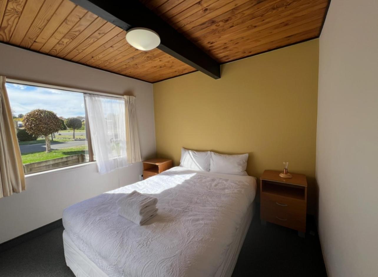 Mountain View Motel Taupo Exterior photo